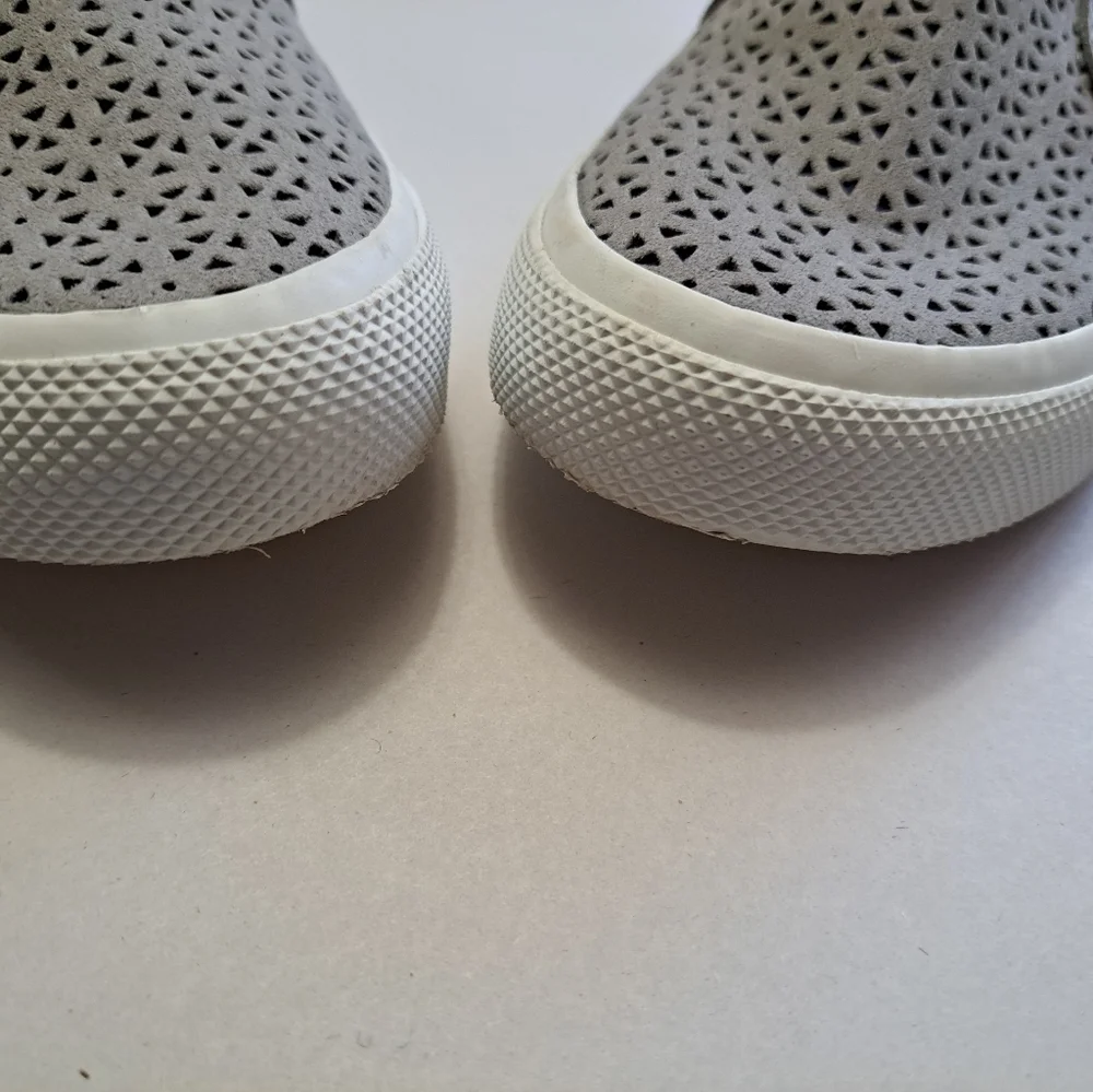 Sperry Grey Suede Slip On Shoes Size 6.5